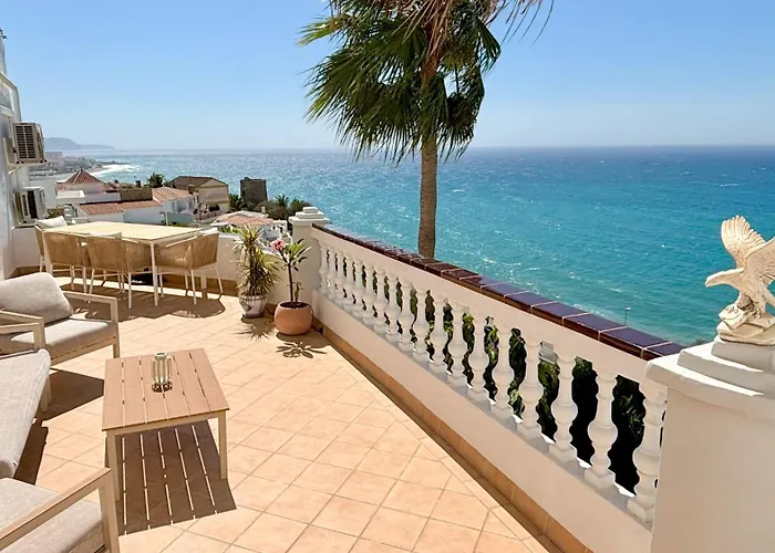 Fantastic Sea Views Sun Lounge Апартаменты Нерха