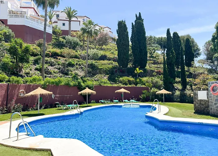 Апартаменты Fantastic Sea Views Sun Lounge Нерха