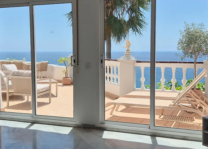 Fantastic Sea Views Sun Lounge Nerja