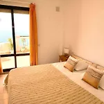 Апартаменты Fantastic Sea Views Sun Lounge